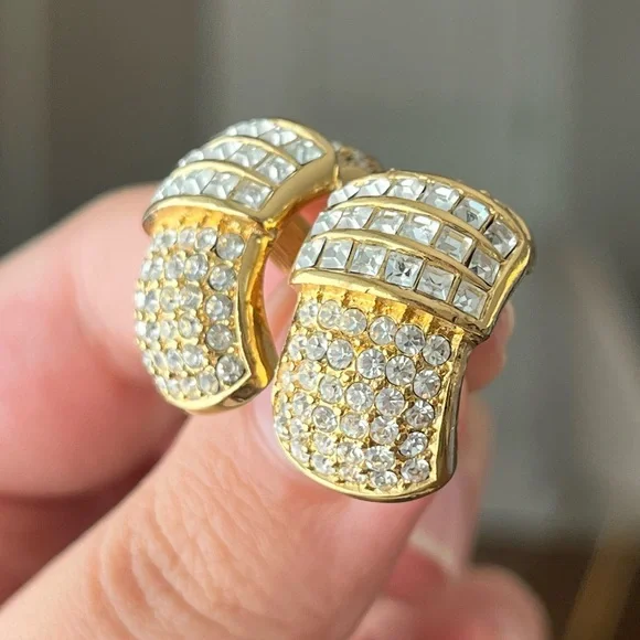 Vintage Christian Dior Rectangular Rhinestone Pavé Hoop 14k Gold Post Earrings - Picture 5 of 12